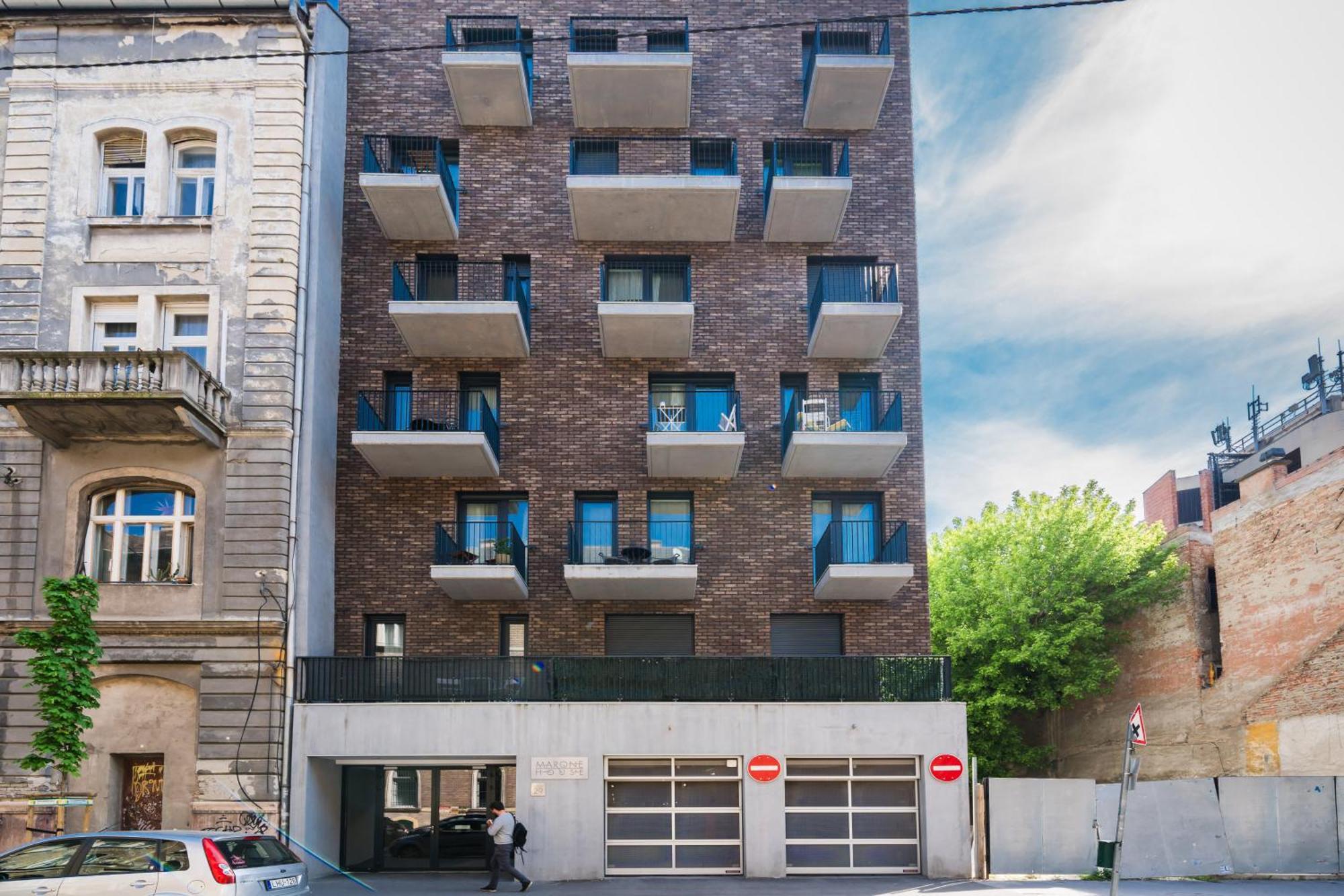 Sweet & Spicy - Brand New Apartment With Balcony — Photos 3